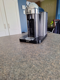 Machine à café Nespresso Vertuo