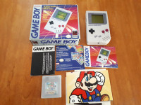 Nintendo Game Boy - DMG-01 *Complete In Box*