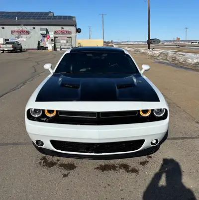 posting for my partner, he’s looking to sell his 2018 gt awd dodge challenger. Located in Carlyle SK...