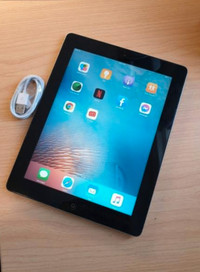 Apple iPad 2 (ieme génération) 9.7 pouces +fil de charge