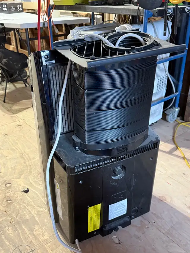 Danby Air conditioner in Heaters, Humidifiers & Dehumidifiers in City of Toronto - Image 5