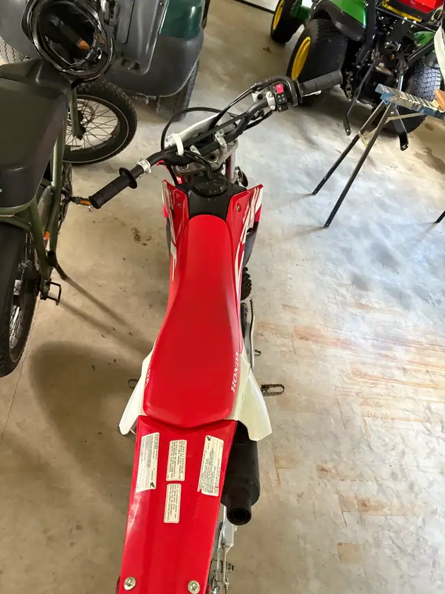 2018 CRF125F for sale in Dirt Bikes & Motocross in Grand Bend - Image 4