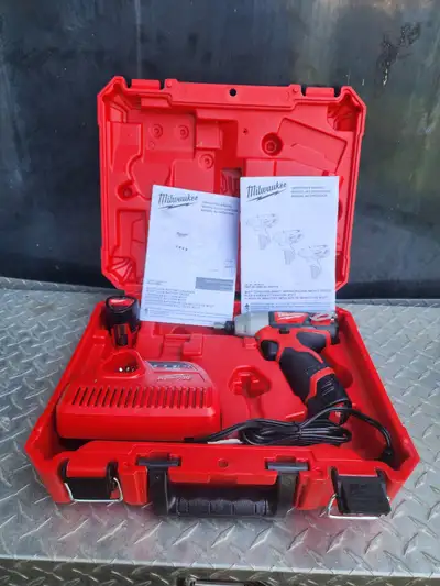 Milwaukee Tool M12 12-Volt Lithium-Ion Cordless 1/4" Hex Screw, View more