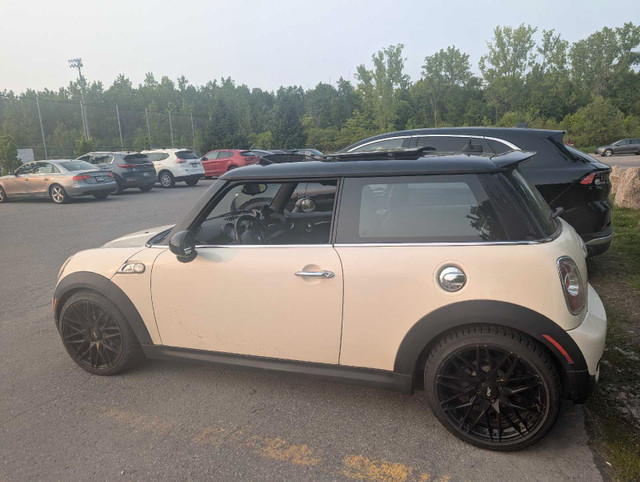 Mini Cooper dans Autos et camions  à Laval/Rive Nord - Image 2