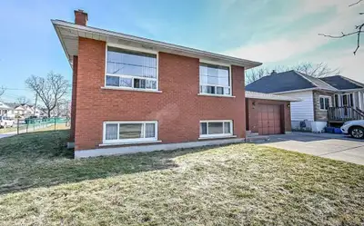 Student Room for rent - Near Brock Available Aug 1st
