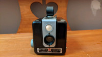 Vintage 50s Brownie Hawkeye camera