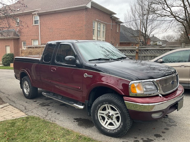 2003 Ford F150 Heritage Edition Truck in Cars & Trucks in Oshawa / Durham Region