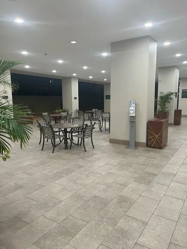 Hawaii Winter Escape - Waikiki in Hawaii in Canada - Image 9