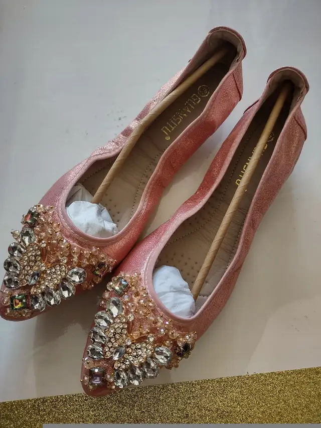 Women's shoes size 11, guansitu, Kanata, ottawa in Women's - Shoes in Ottawa - Image 3