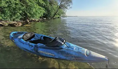 Kayak Pelican Mission 100 Used only 4 times, selling because I'm moving. More photos coming soon Inc...