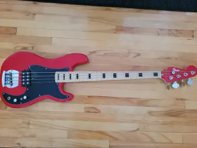 Squire P-Bass modified Stingray, View more