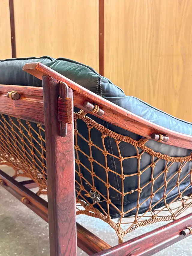 1960s Danish Rosewood and Leather Diplomat Chairs by Finn Juhl in Chairs & Recliners in Victoria - Image 4