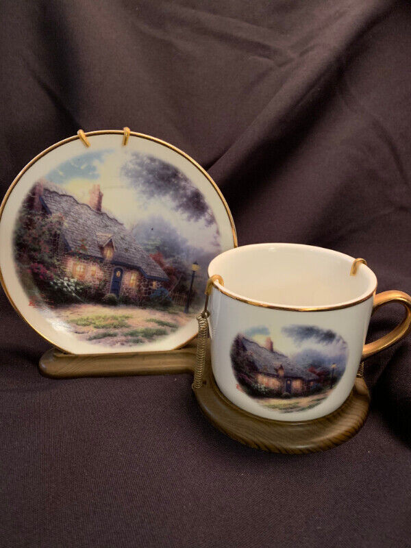 Thomas Kinkade Moonlight Cottage Teleflora Gift Set in Arts & Collectibles in City of Toronto