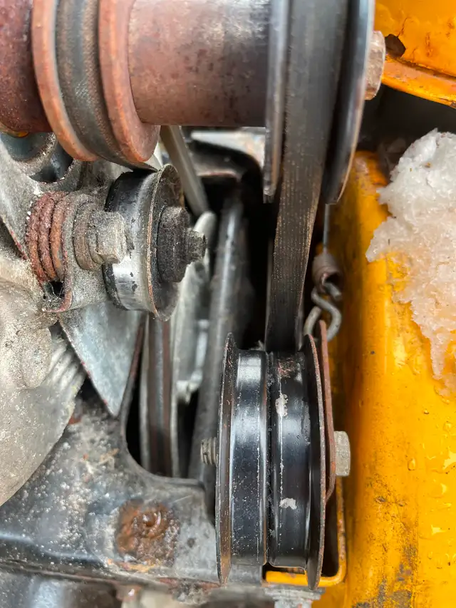 Snowblower Lawnmower RidingMower Repair in Lawnmowers & Leaf Blowers in Mississauga / Peel Region - Image 6