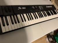 Studiologic SL-161 Keyboard (midi controller)