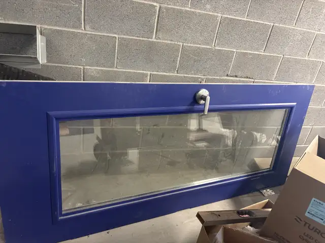 porte métal 34 x 84 in Windows, Doors & Trim in City of Montréal - Image 2