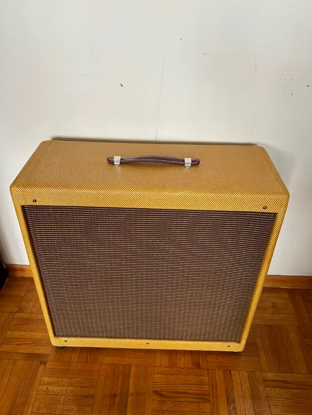 Tweed 4x10 Guitar Cabinet Jensen P10R Bell Cover Clydesdale Case in Amps & Pedals in Mississauga / Peel Region - Image 2