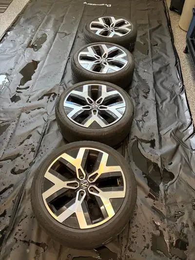 The original factory wheels from of my 2022 VW Taos. All are in excellent condition - see attached p...
