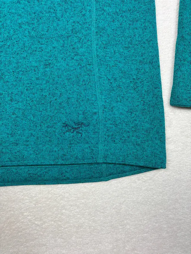 Arc'teryx Desira Tunic Sweater - Women's Size XS in Women's - Tops & Outerwear in St. Albert - Image 3