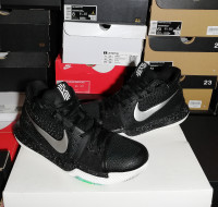 NIKE KYRIE 3 'BLACK ICE" MEN'S SZ10 GREAT CONDITION "USED ITEM"