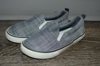 Toddler boys, size 9 GAP sneakers shoes