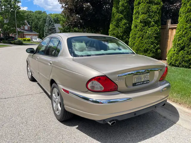 Jaguar X-Type513987934274856962