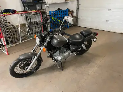 Nice little 250 in good running condition, fresh new battery, good tires, fun to ride around the cit...
