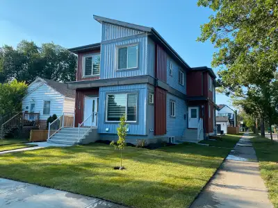 3 BR/2.5Bath House for rent in Queen Alexandra
