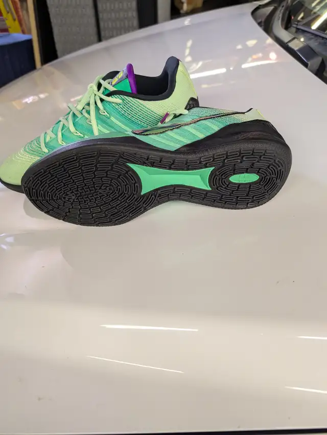 Nike Sabrina 3 Gamers size 12 New in Men's Shoes in Edmonton - Image 4