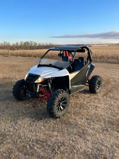 2015 Arctic Cat Wildcat Sport Limited ESP 700 8047km 318.5 hours In excelent condition for the amoun...