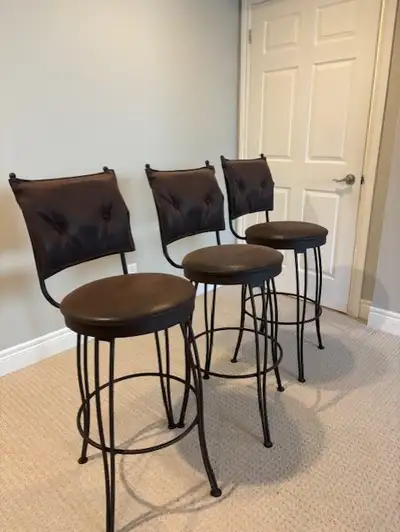 Excellent condition. Swivel seats. Seat is 17” circumference. Chair is 29.5” floor to seat, 49” high...