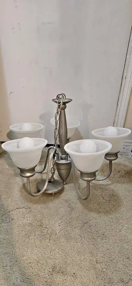 Modern 5-Light Chandelier – Brushed Nickel – Frosted Shades in Indoor Lighting & Fans in Kitchener / Waterloo - Image 2