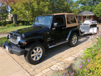 Jeep OEM Wrangler JK Sahara Rims /Tires $875.  Jeep Not for Sale