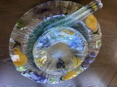 Artisanal salad bowl, with matching bowls (4), View more