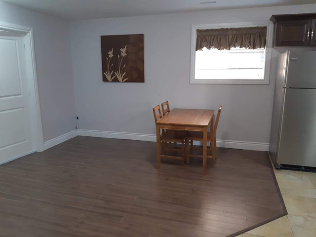 Bedroom for rent  in Room Rentals & Roommates in Windsor Region - Image 3