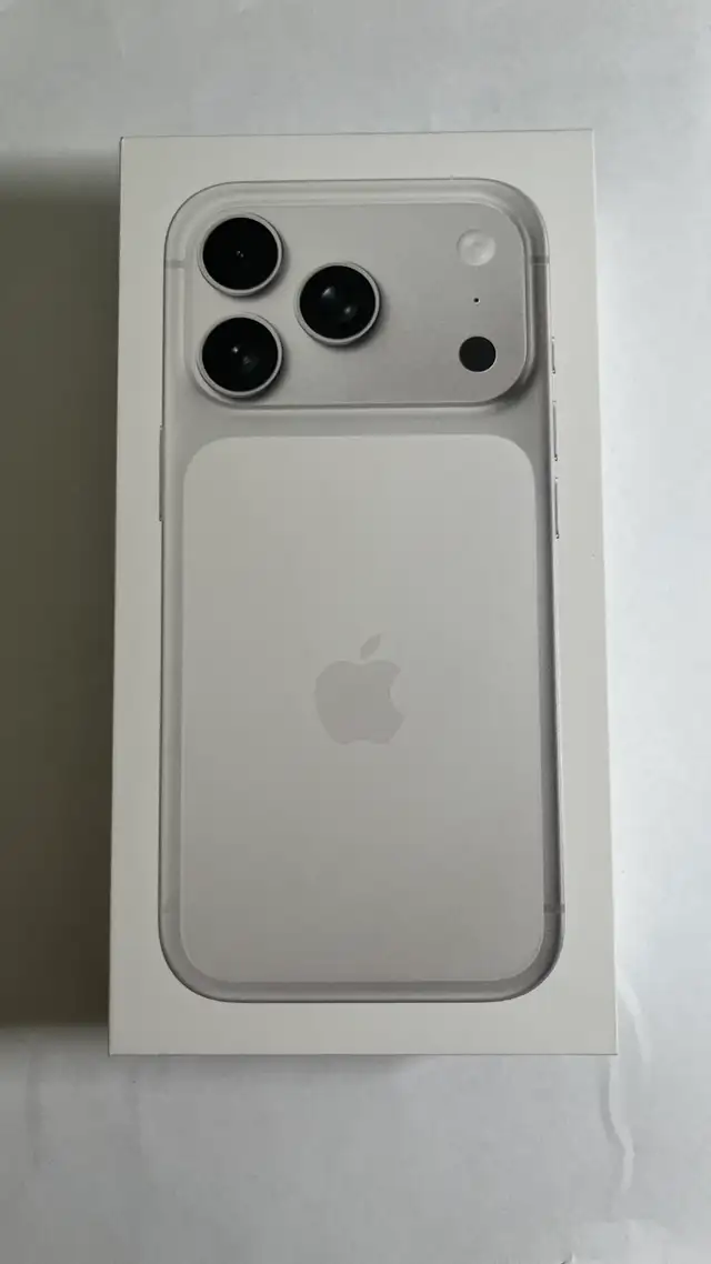 Apple iPhone 17 Pro 512gb Silver Brand New in Cell Phones in Richmond - Image 2