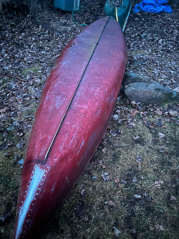 14 foot flat back canoe in Canoes, Kayaks & Paddles in Kawartha Lakes - Image 2