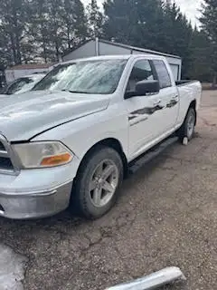 2011 Dodge Ram Parts truck won't run in Auto Body Parts in Edmonton - Image 4