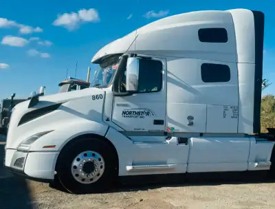 We are looking for AZ Drivers and owner-operators for our USA and Canada lanes!! Teams and experienc...