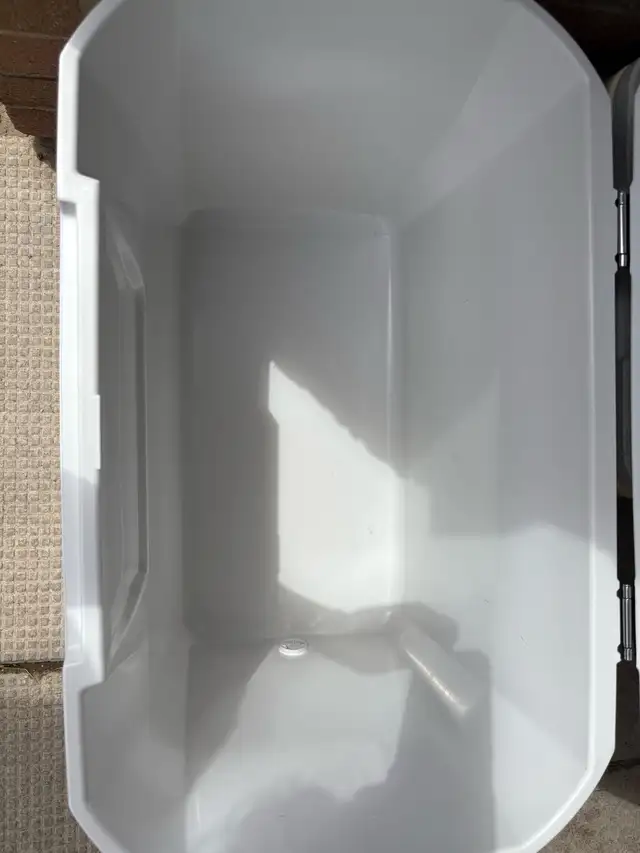Coleman 316 series marine cooler 52 quart 577399359632189444