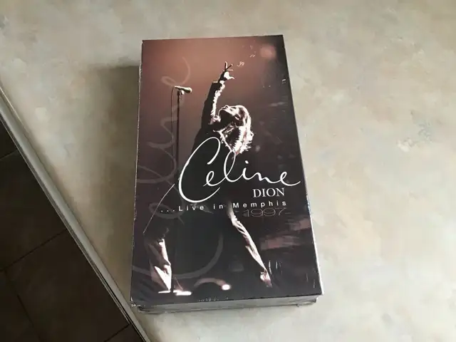 cassette VHS Céline Dion Live in Memphis 1997 neuve in Other in Trois-Rivières - Image 2