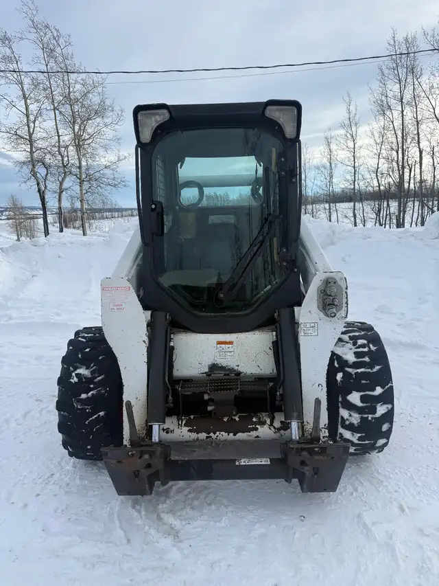 2012 Bobcat S 650 in Heavy Equipment in Fort St. John - Image 2