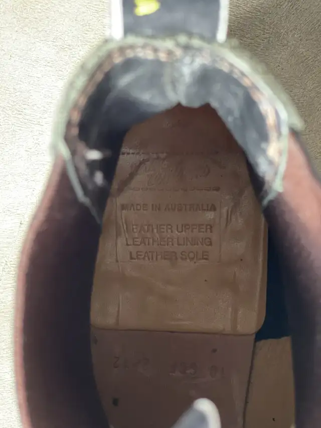 R.M.Williams CHELSEA BOOTS Size: 11 in Men's Shoes in Belleville - Image 4