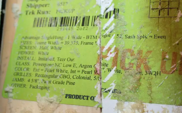 Patio Door + 5 Windows in Windows, Doors & Trim in Oakville / Halton Region - Image 3