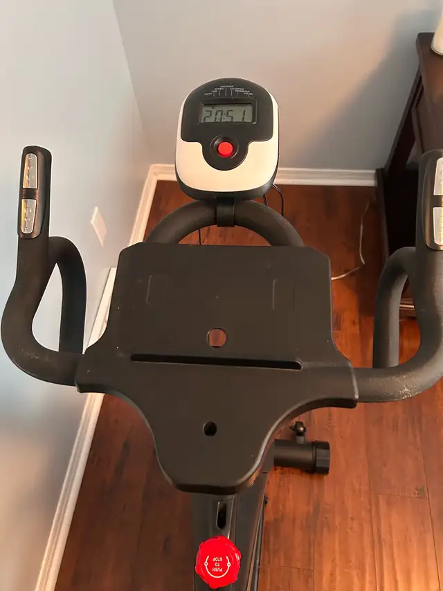 Stationary/Excercise Bike510361607456706563
