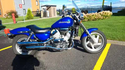 Honda VF 750 magna