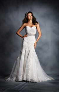 Beautiful Wedding Dress  $800.00