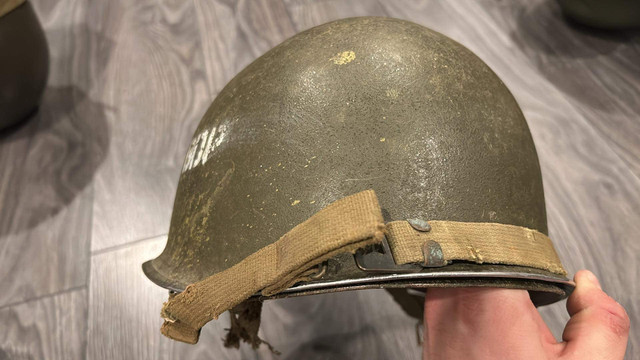 Paratrooper USm1 helmet ww2  dans Art et objets de collection  à Laval/Rive Nord - Image 2