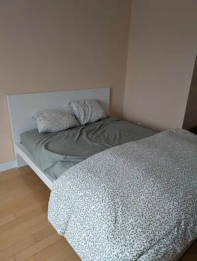 Queen size IKEA, View more