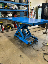 Pentalift Hydraulic lift Table 